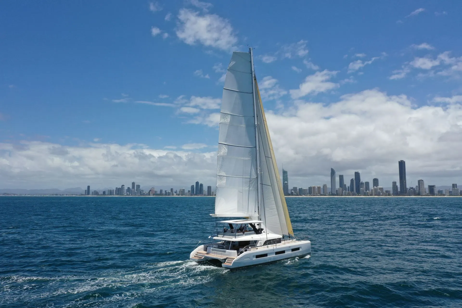 Lagoon 65 AMAREA – Sailing offshore