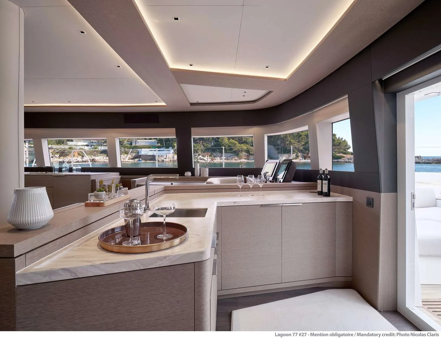 Lagoon 77 SYLENE – Galley