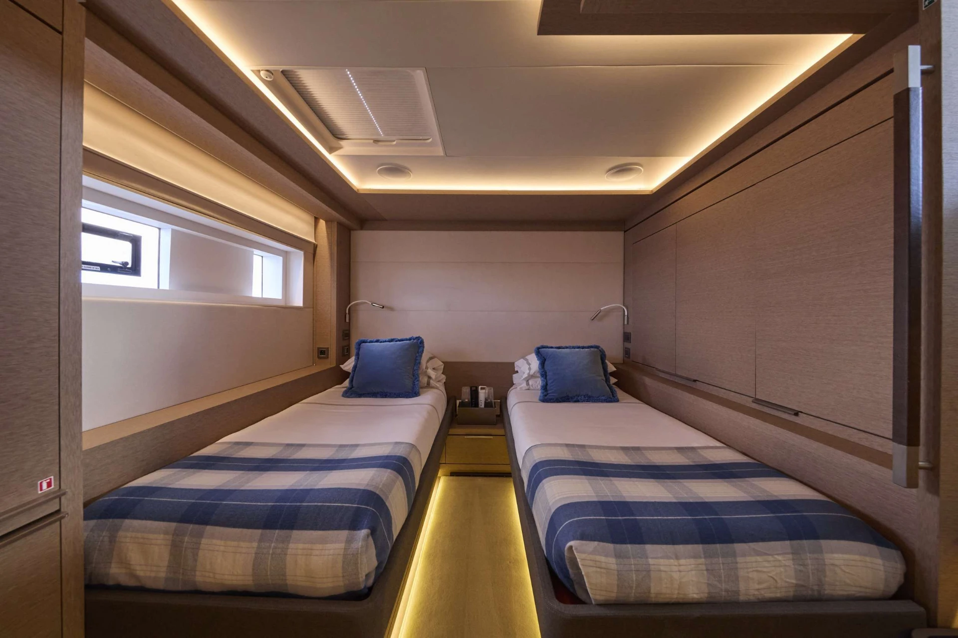Lagoon Seventy 7 LA GATTA – Twin cabin