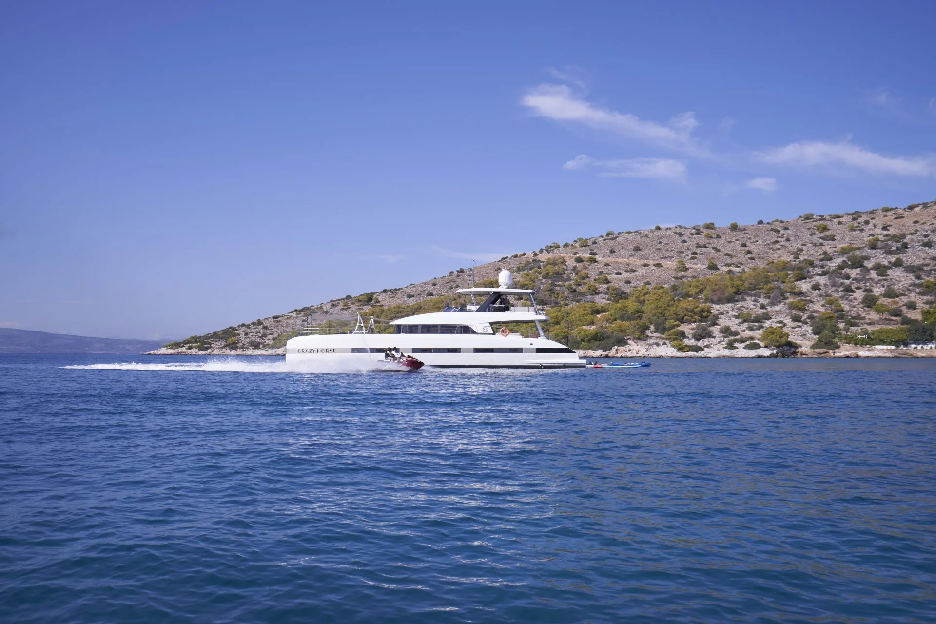 Lagoon Seventy 8 CRAZY HORSE – Under way