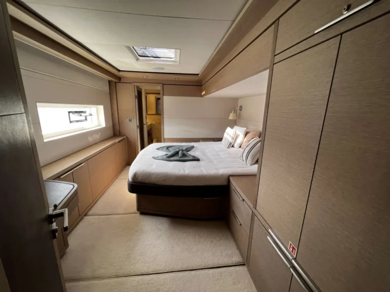 Lagoon Seventy 8 JUST MARIE II – Cabin detail