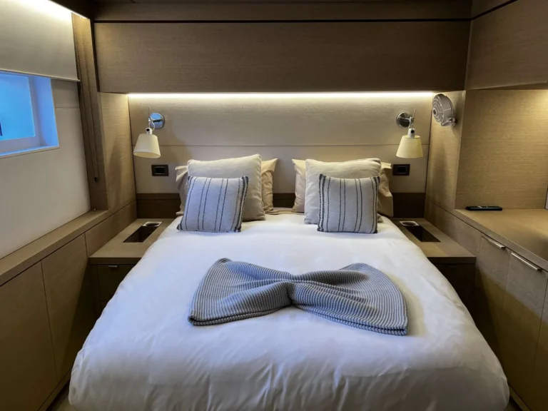 Lagoon Seventy 8 JUST MARIE II – VIP queen cabin