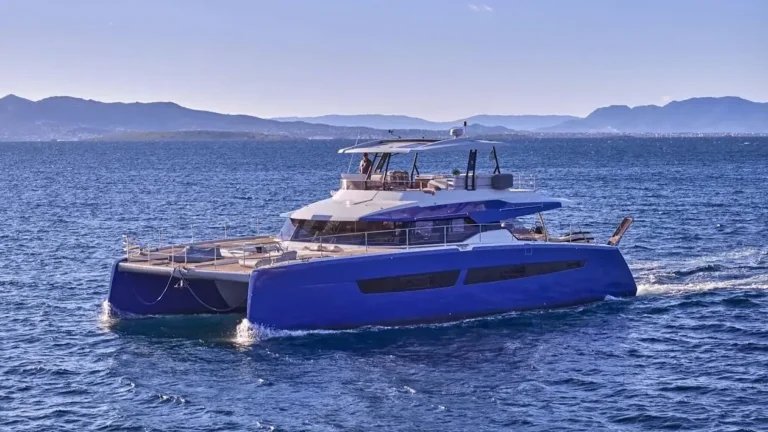 Power 67 MAJESTY OF GREECE – Cruising at speed
