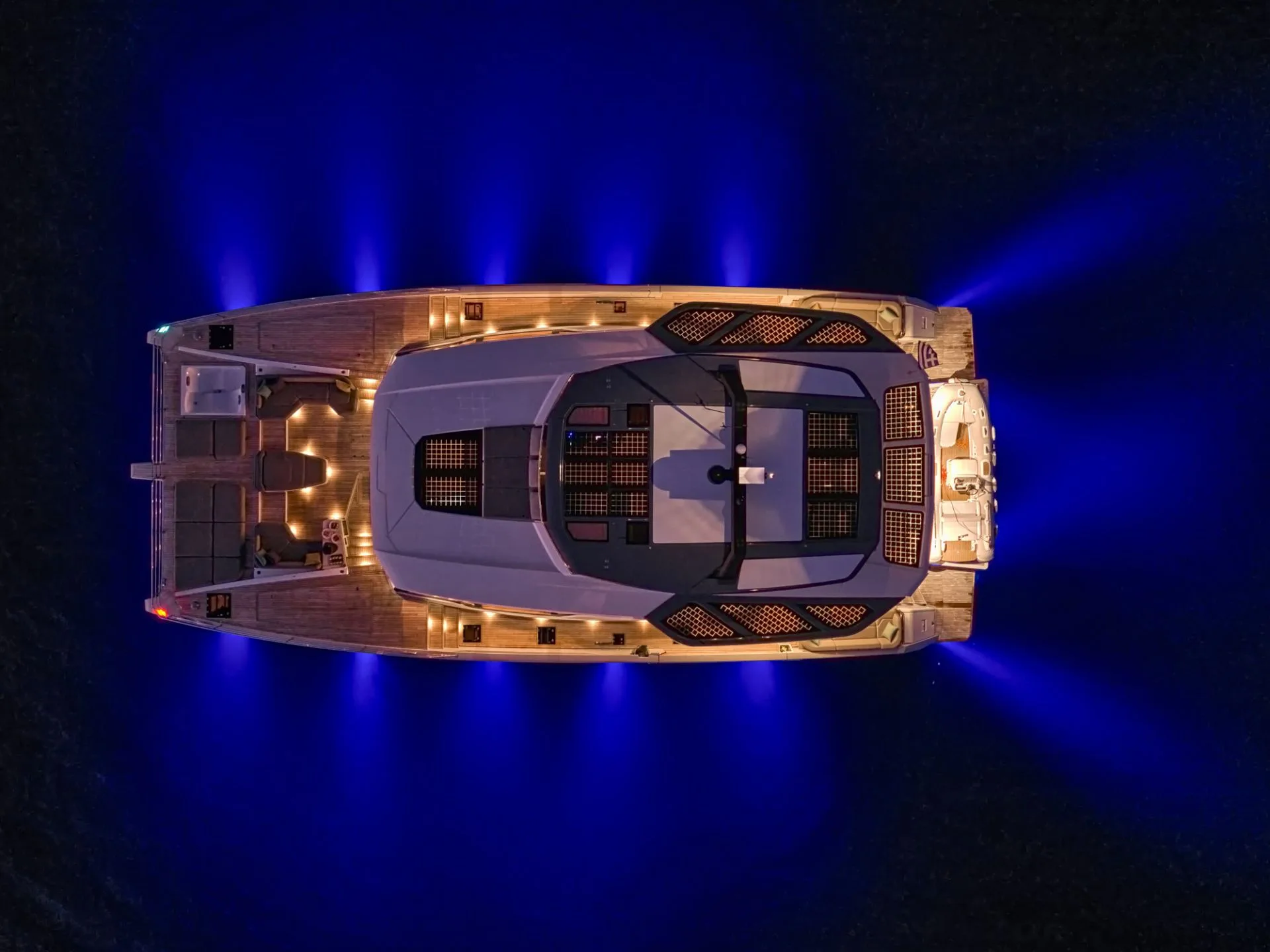 Power 80 ALINA – Aerial night view