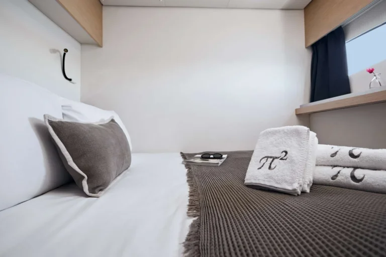 Saba 50 PI 2 – Double guest cabin