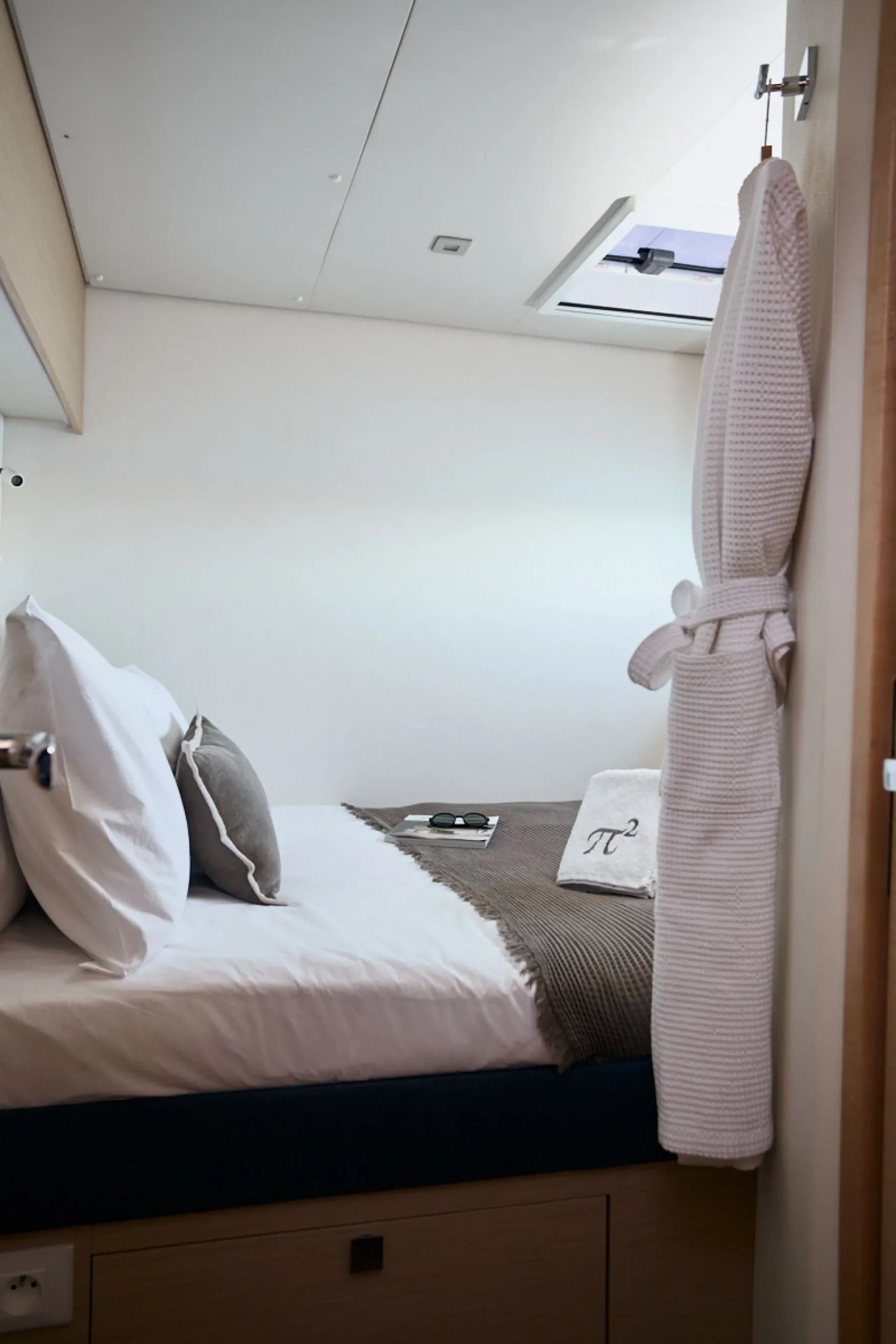 Saba 50 PI 2 – Guest cabin