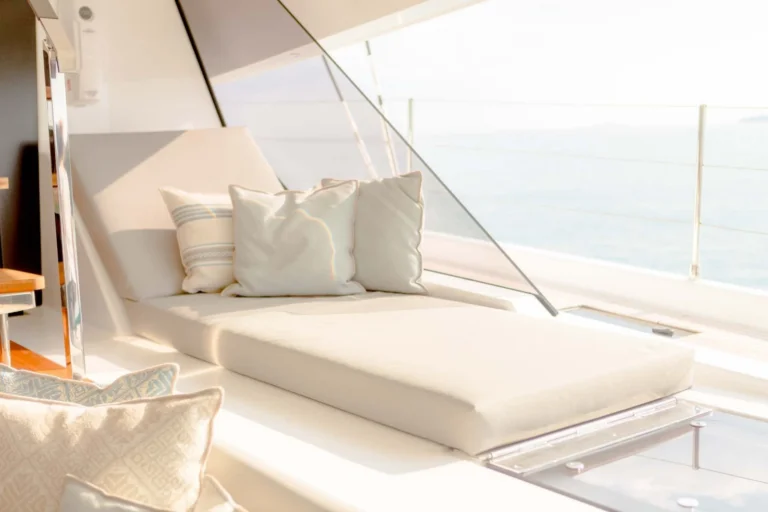 Fountaine Pajot Samana 59 ALLURE – Aft deck sunbed