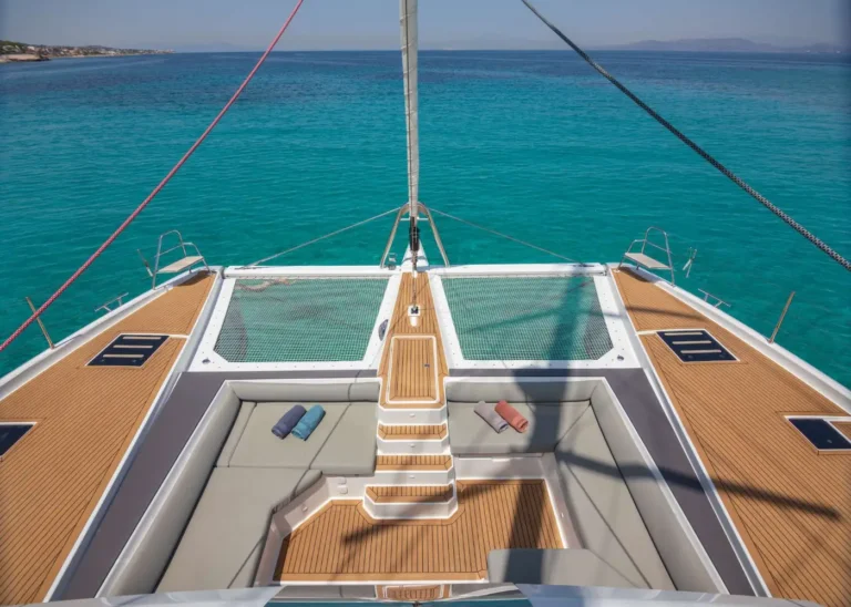 Samana 59 ASTORIA – Foredeck overview