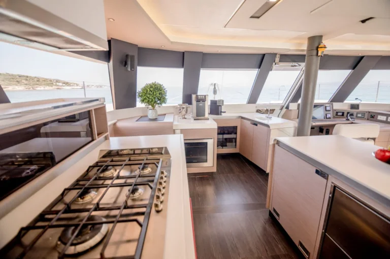 Samana 59 ASTORIA – Galley
