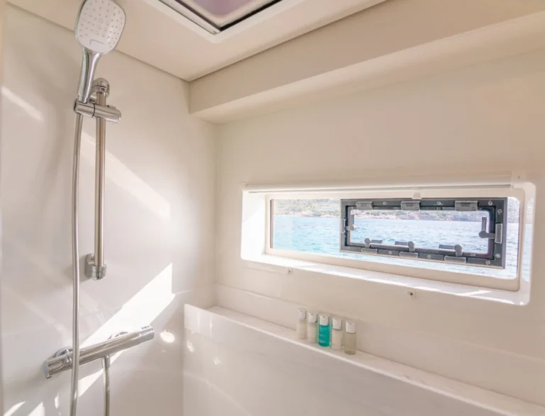 Samana 59 ASTORIA – Bathroom shower