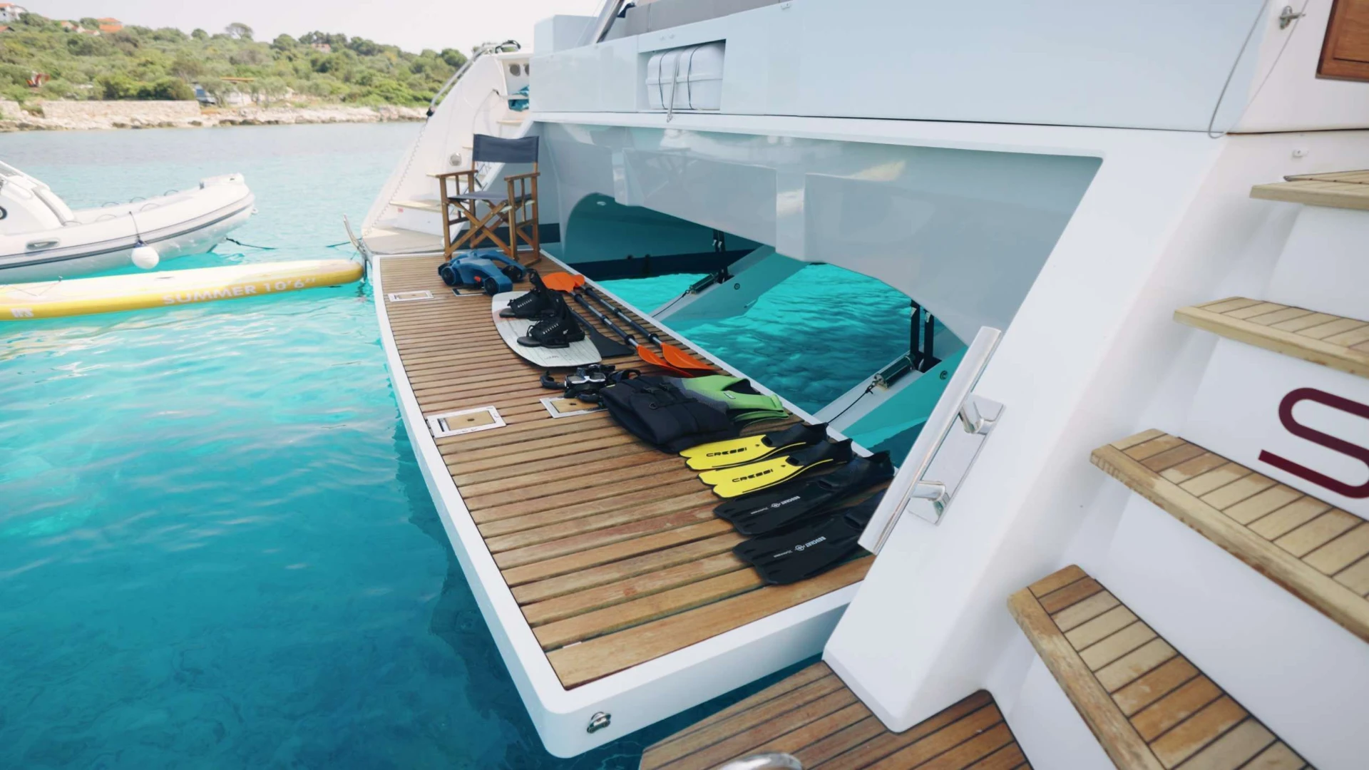 FP Samana 59 NIKA ONE – stern and swim platform