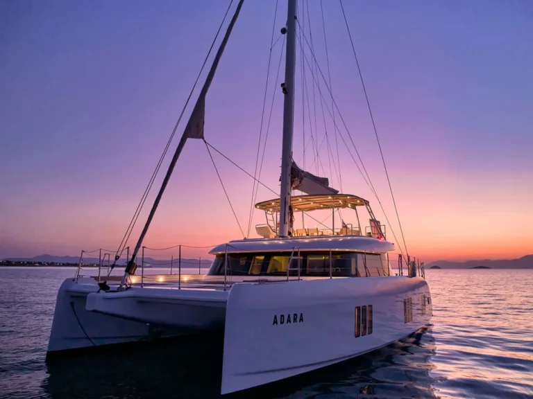 Sunreef 50 ADARA – At anchor at sunset