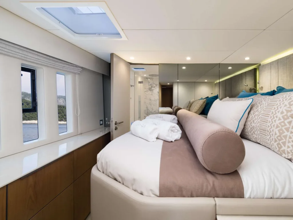 Sunreef 50 ZARA – Master cabin