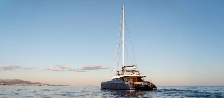 Sunreef 60 ADARA NEXT – At anchor at sunset