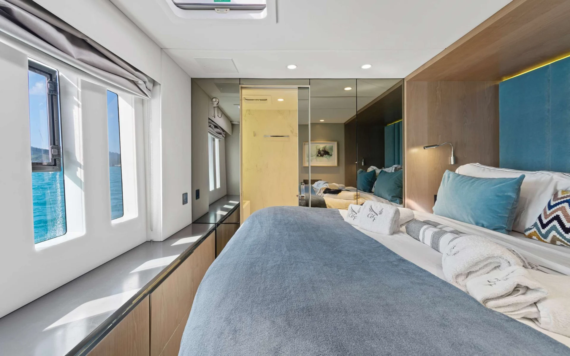 Sunreef 60 GYRFALCON – Cabin with sea view