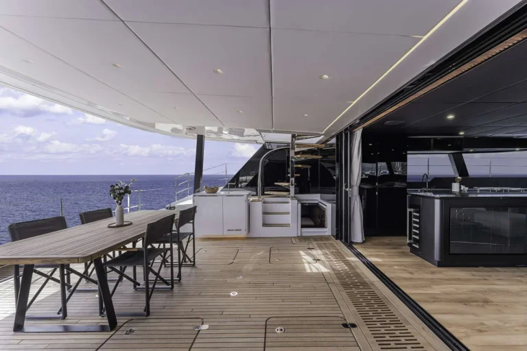 Sunreef 60 OYA – aft cockpit
