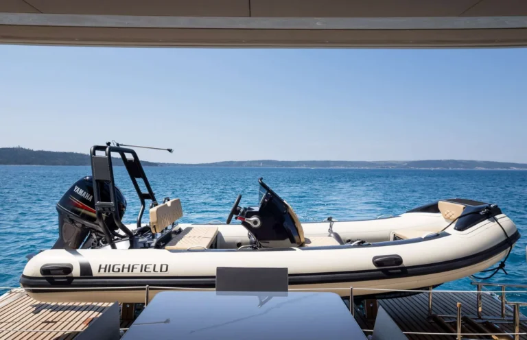 Sunreef 60 SEA DREAMS – tender