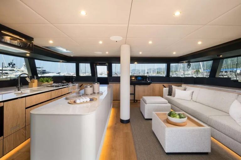 Sunreef 60 SEA DREAMS – saloon