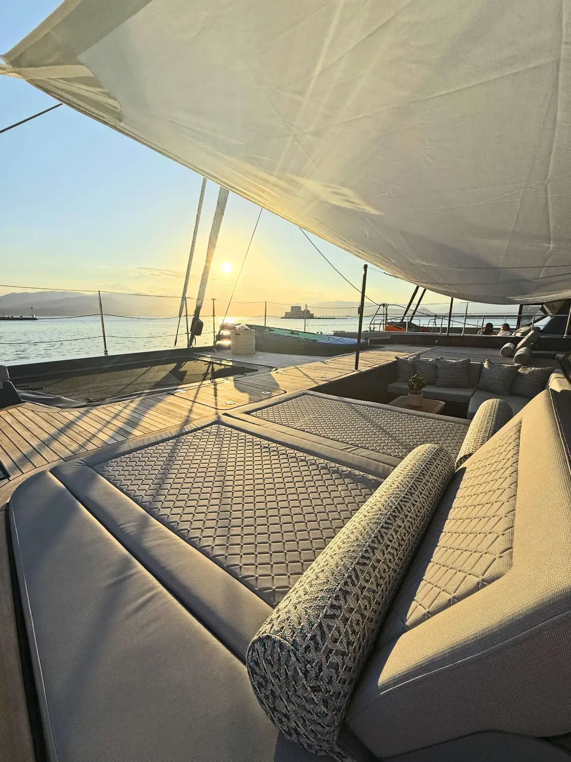 Sunreef 60 SERENITY – Foredeck at sunset