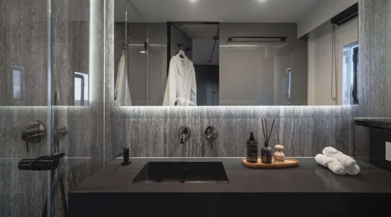 Sunreef 70 ALTEYA – Bathroom detail