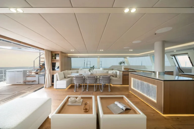 Sunreef 70 ANKAWER VI – saloon and galley