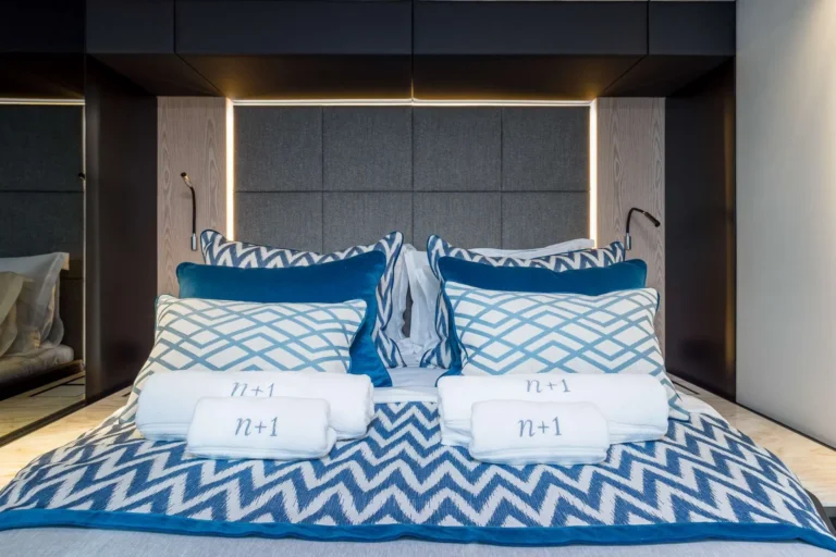 Sunreef 70 n+1 – Master cabin