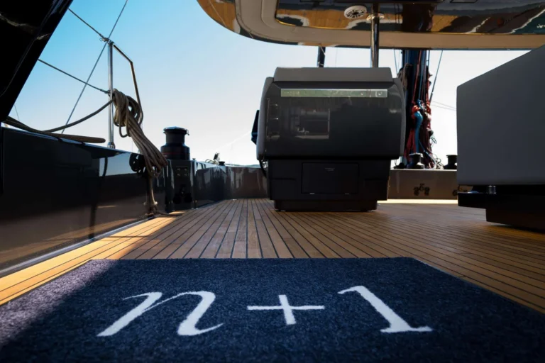 Sunreef 70 n+1 – Aft deck
