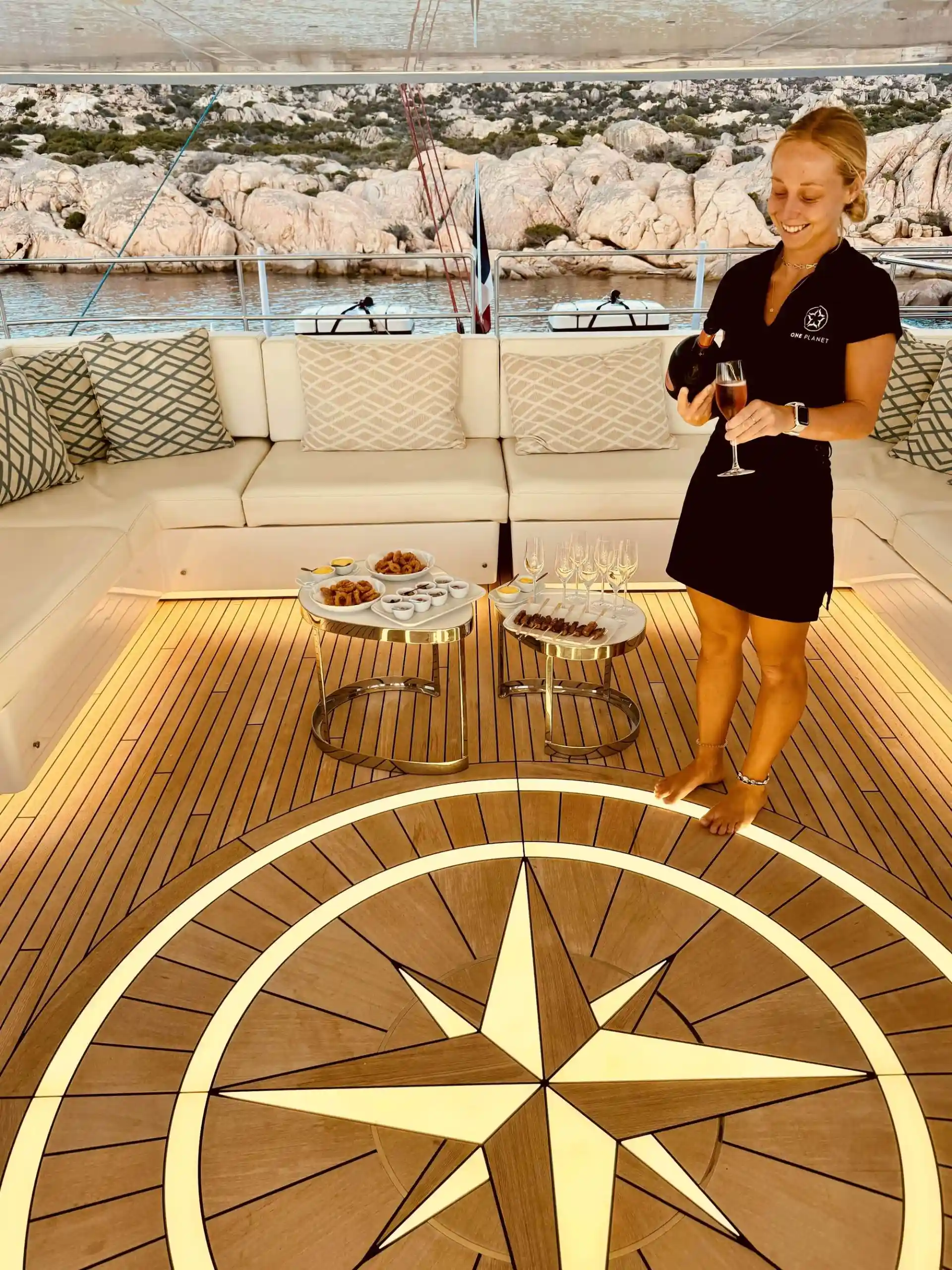 Sunreef 77 ONE PLANET – Cocktails on the flybridge