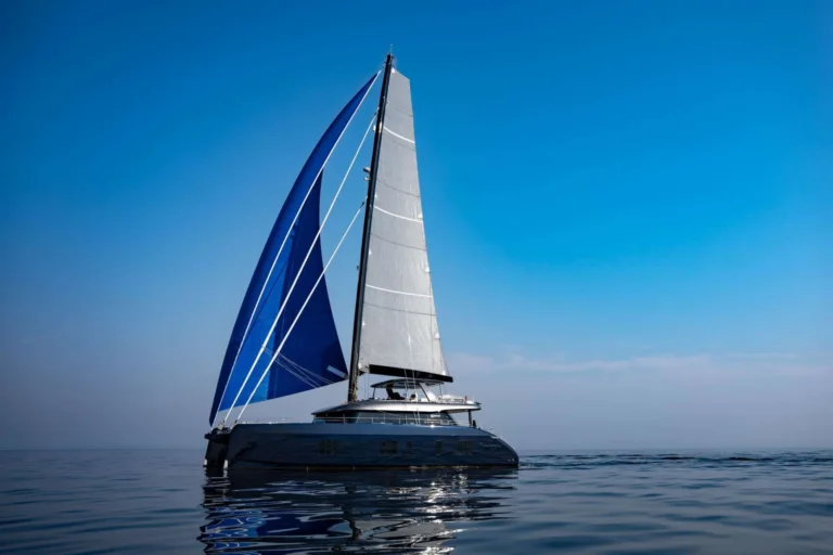 Sunreef 80 AHAVA – under sail