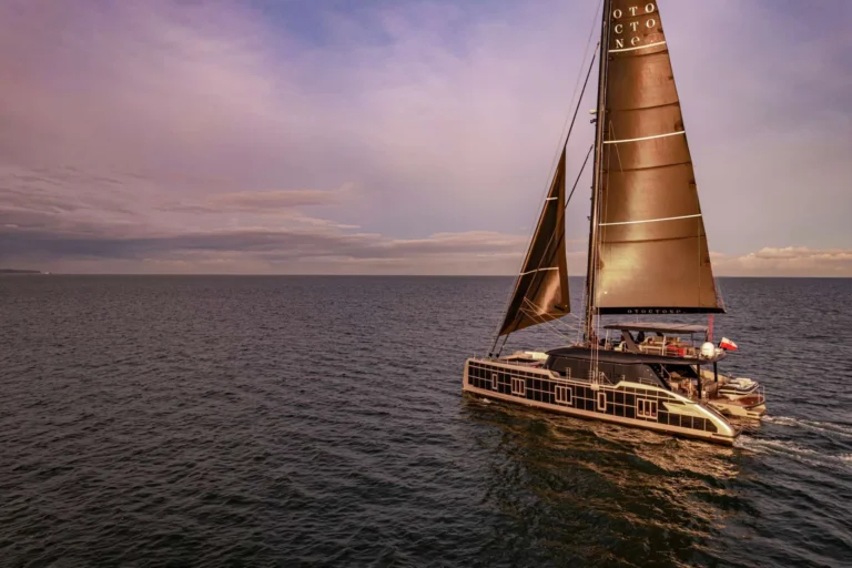 Sunreef 80 Eco OTOCTONE – sailing