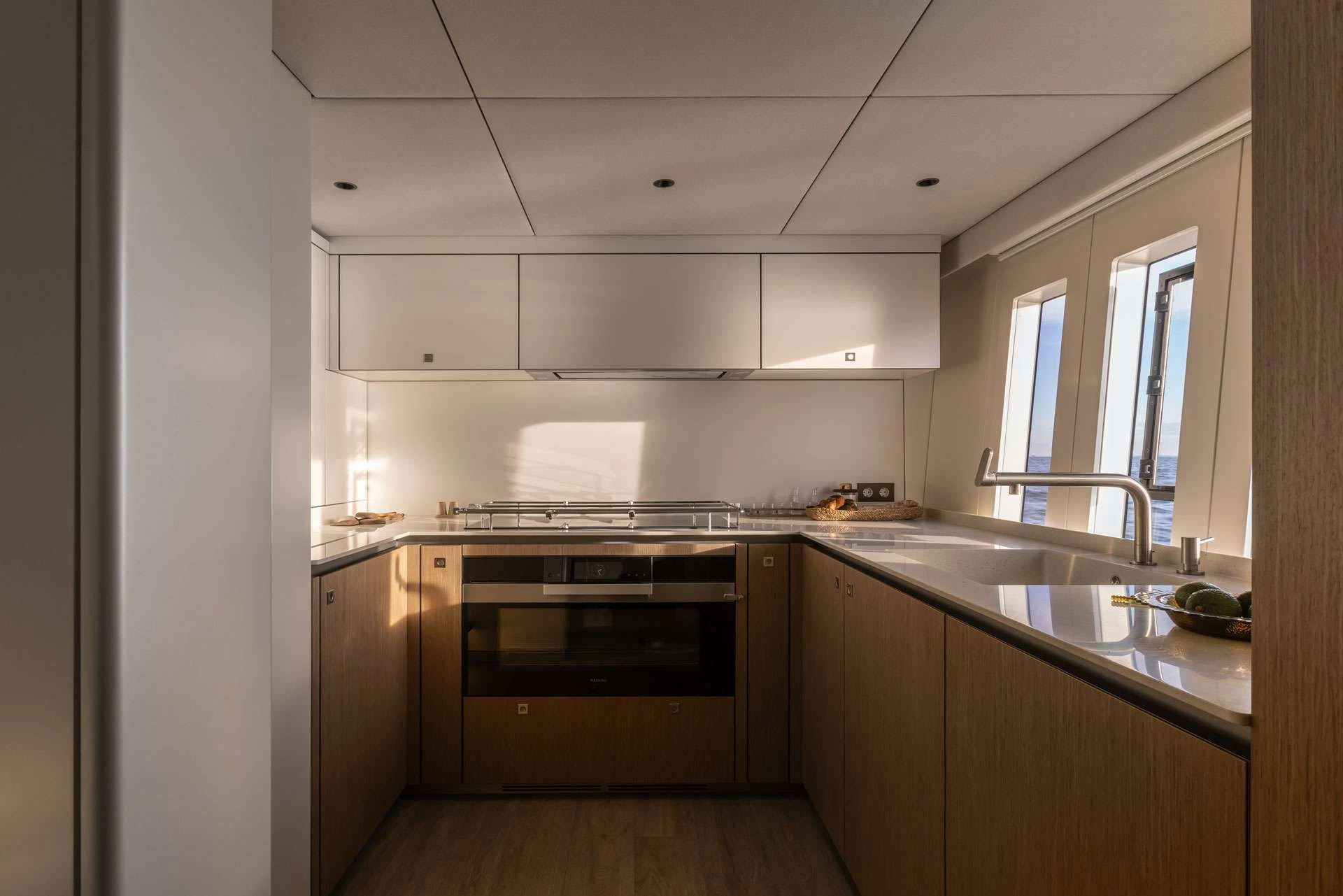 Sunreef 80 Eco OTOCTONE – galley