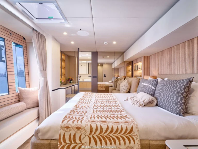 Sunreef 80 Eco THE IDLER – master cabin
