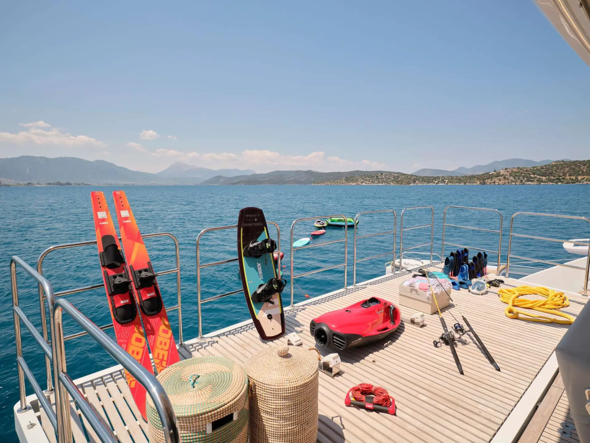 Sunreef 80 GENNY – Water toys on the swim platform