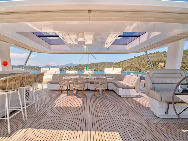 Sunreef 80 GENNY – Flybridge