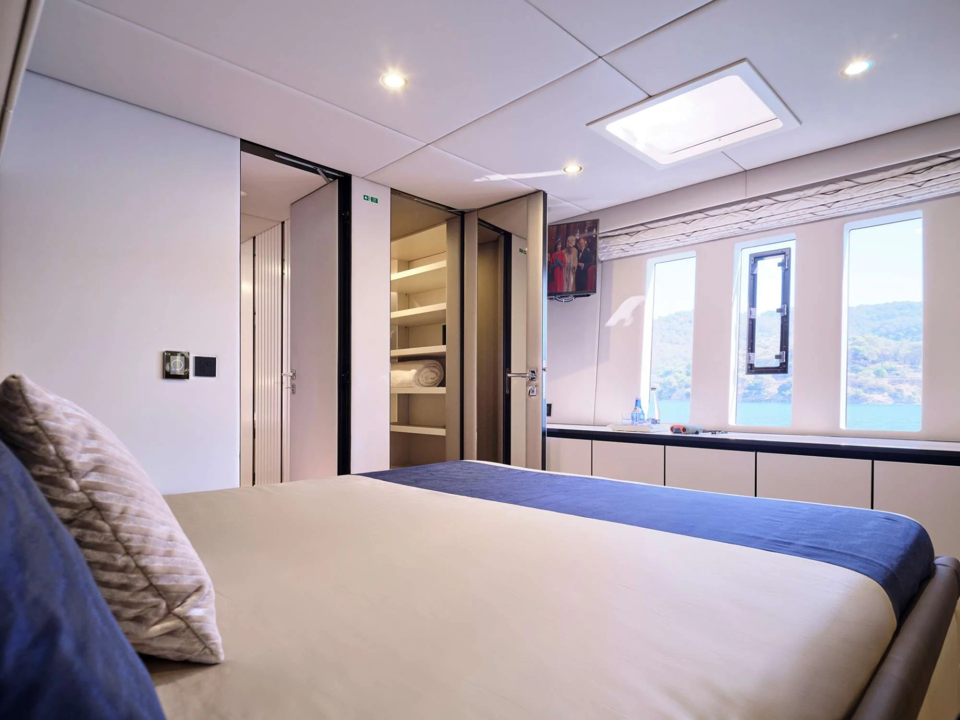 Sunreef 80 GENNY – Master cabin