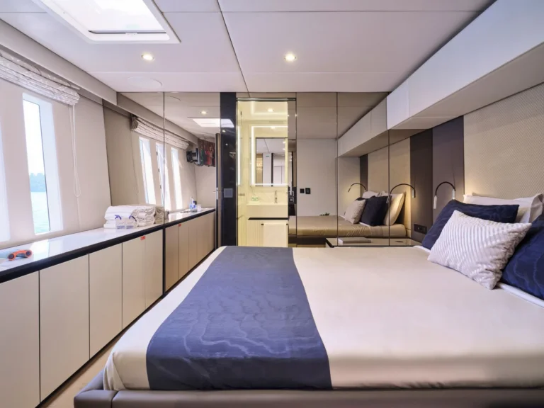 Sunreef 80 GENNY – Master suite