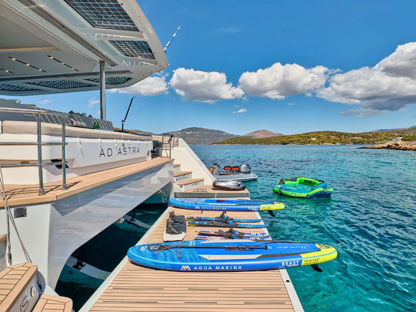 Thira 80 AD ASTRA – Swim platform and water toys