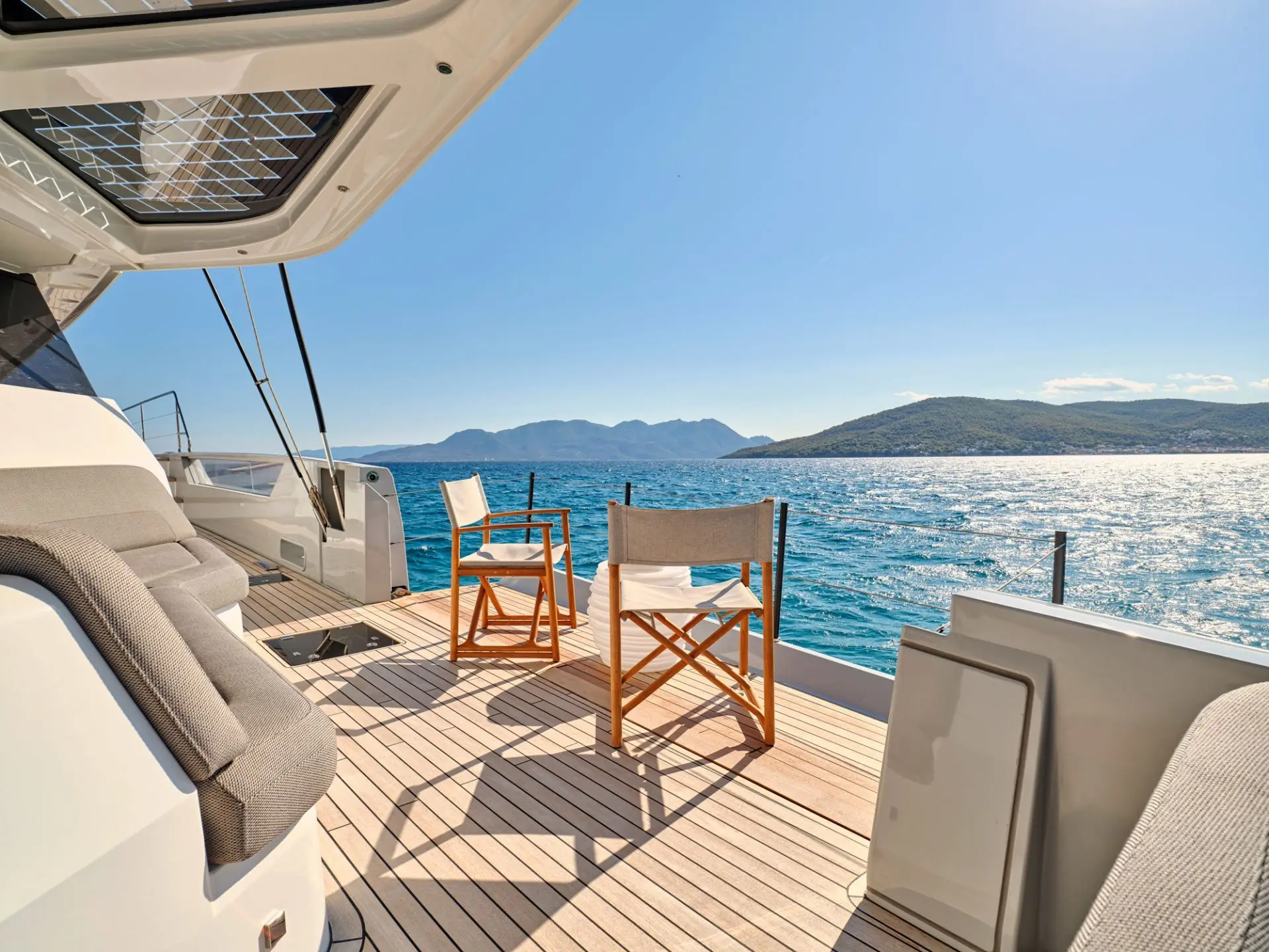 Thira 80 ALOIA 80 – Side balcony