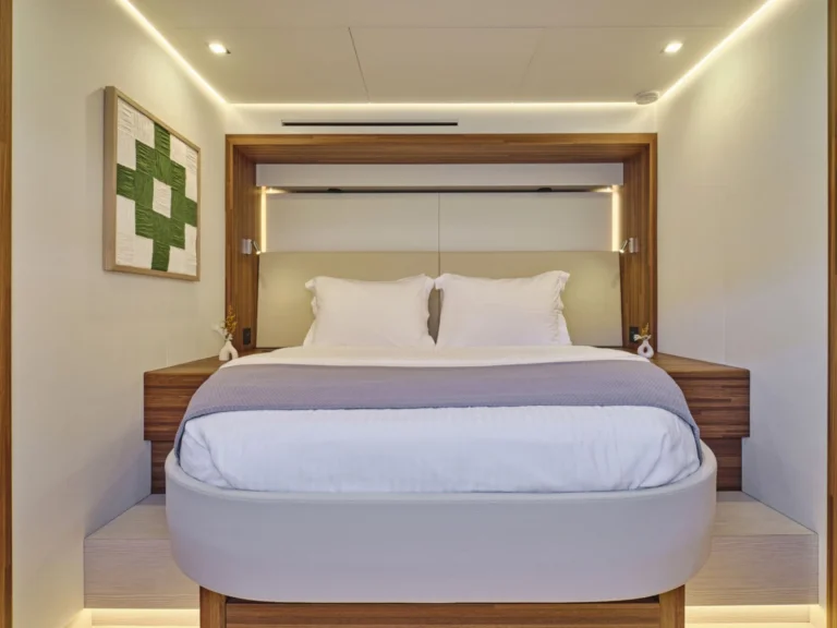Thira 80 SOL MADININA – Third queen cabin