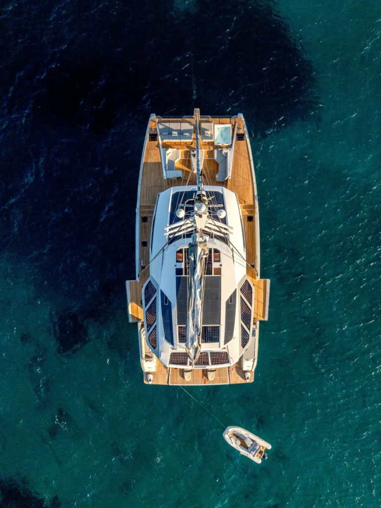Thira 80 WINDKIND – aerial view