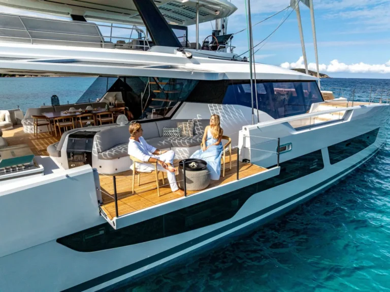 Thira 80 WINDKIND – aft deck lounge
