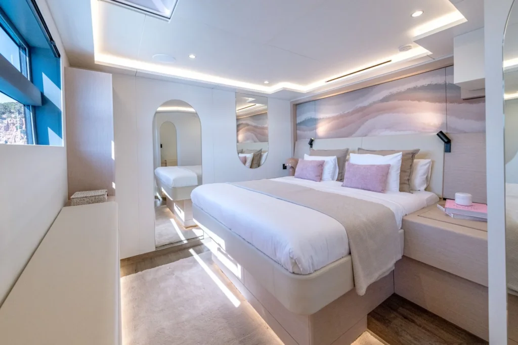 Thira 80 WINDKIND – master cabin